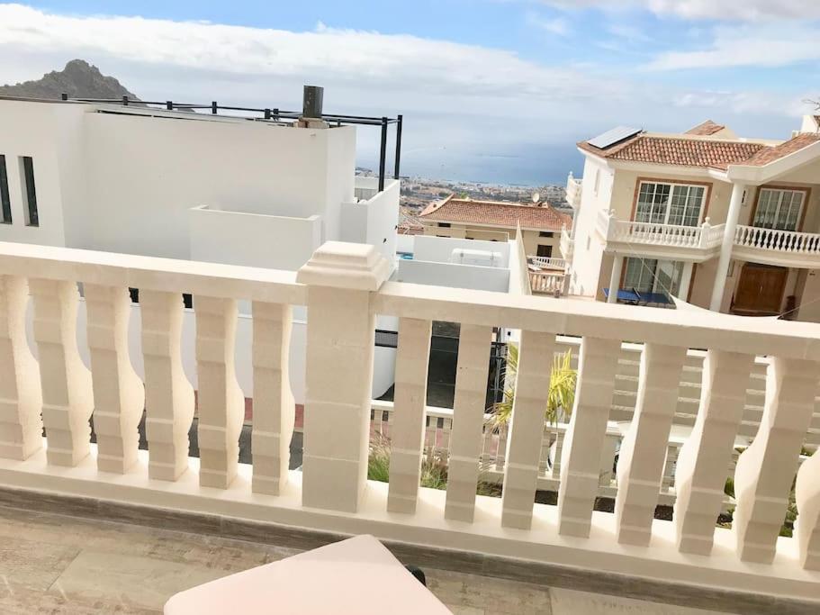 Villa Vista Bella Costa Adeje In Ruhiger Villengegend Mit Meerblick Εξωτερικό φωτογραφία