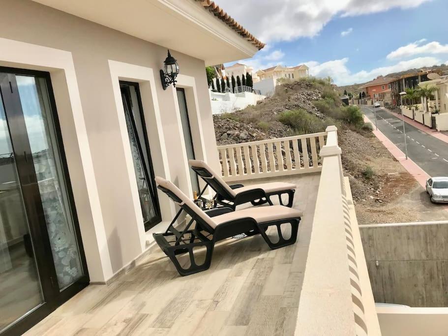Villa Vista Bella Costa Adeje In Ruhiger Villengegend Mit Meerblick Εξωτερικό φωτογραφία