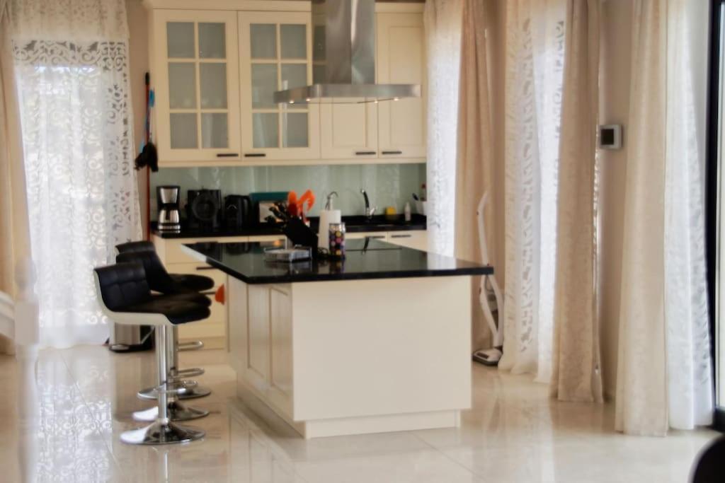 Villa Vista Bella Costa Adeje In Ruhiger Villengegend Mit Meerblick Εξωτερικό φωτογραφία