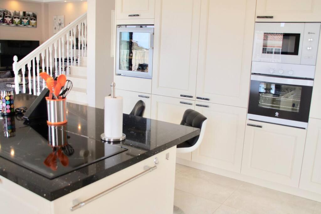 Villa Vista Bella Costa Adeje In Ruhiger Villengegend Mit Meerblick Εξωτερικό φωτογραφία
